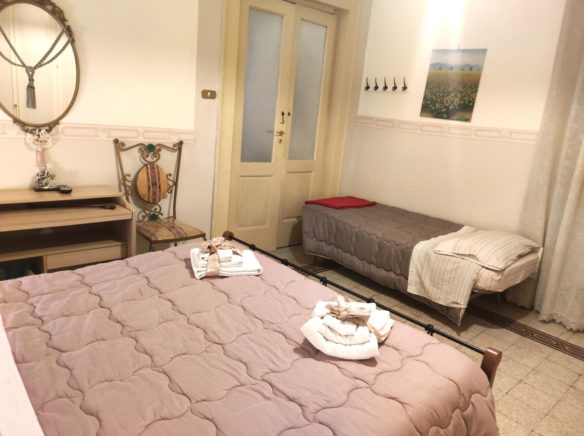 Casa Lillina A Toledo , Near Piazza Del Plebiscito Apartman Nápoly Kültér fotó