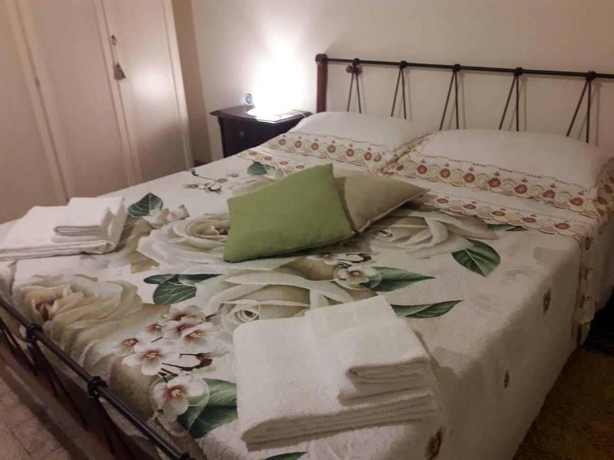 Casa Lillina A Toledo , Near Piazza Del Plebiscito Apartman Nápoly Kültér fotó