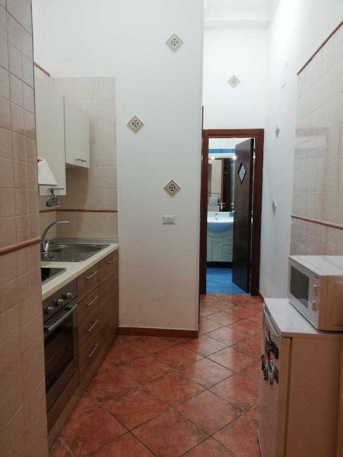 Casa Lillina A Toledo , Near Piazza Del Plebiscito Apartman Nápoly Kültér fotó